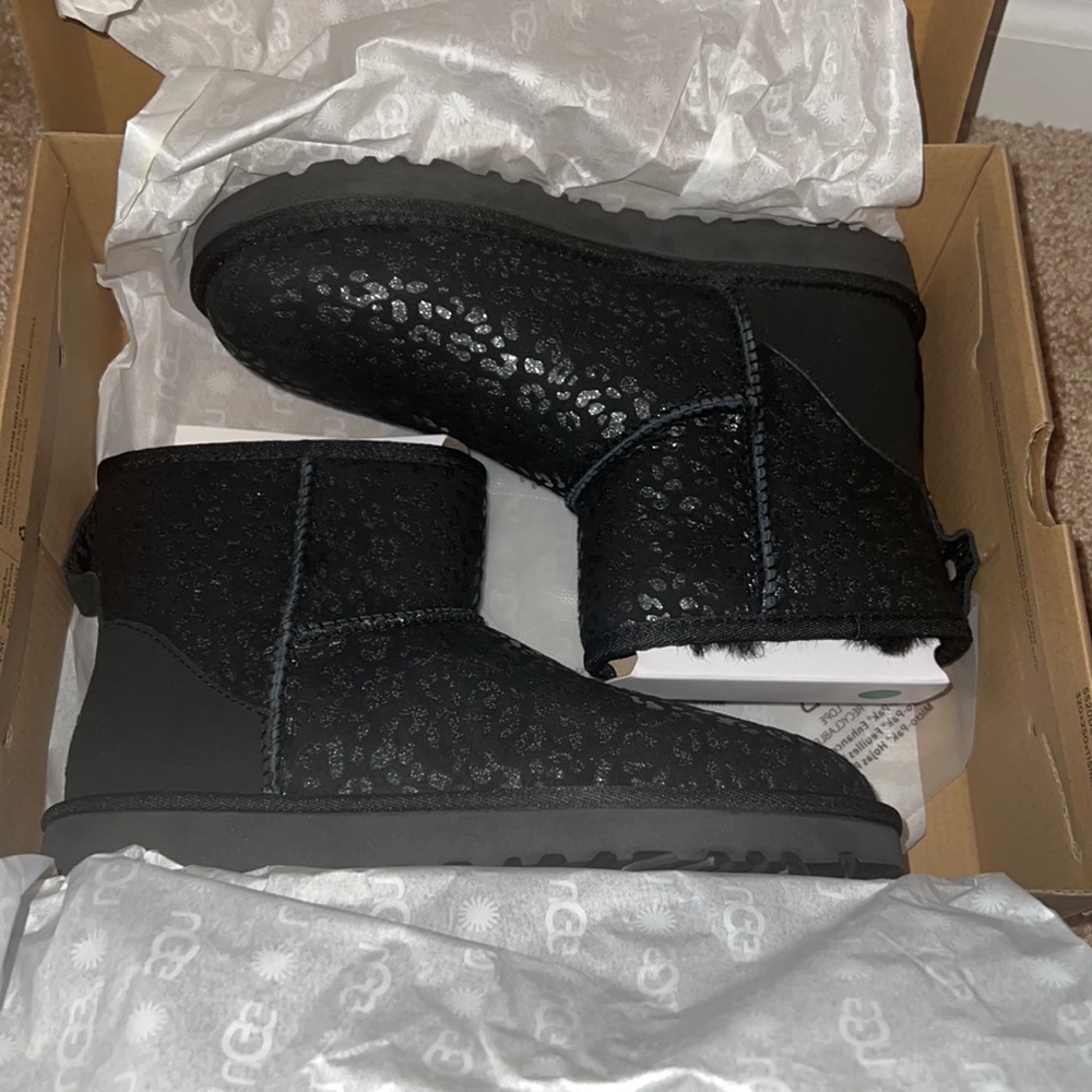 Black leopard short UGG boots BRAND NEW NEVER WORN!